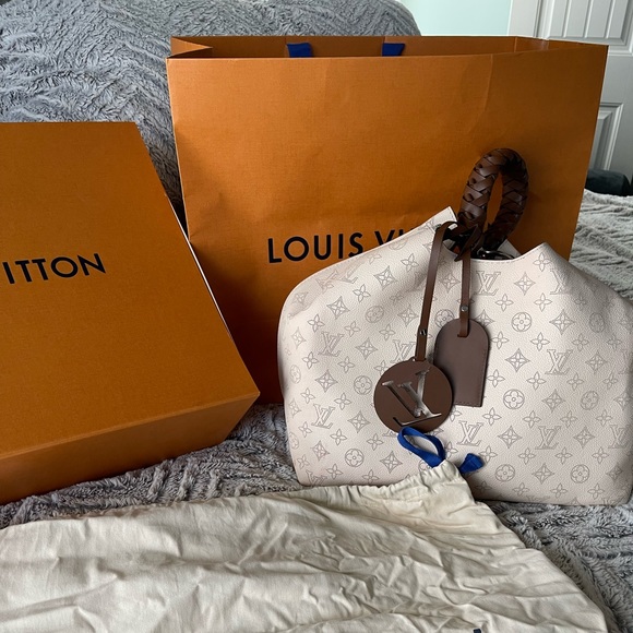 Louis Vuitton Carmel bag - Picture 3 of 10